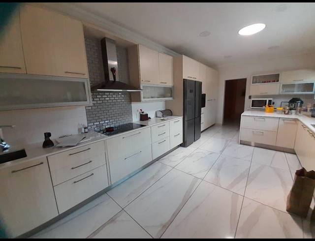 4 BEDROOM HOUSE FOR SALE IN BRACKENHURST